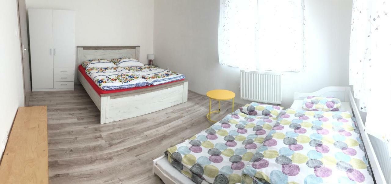 U Pepika Hotel Liptovský Mikuláš Buitenkant foto