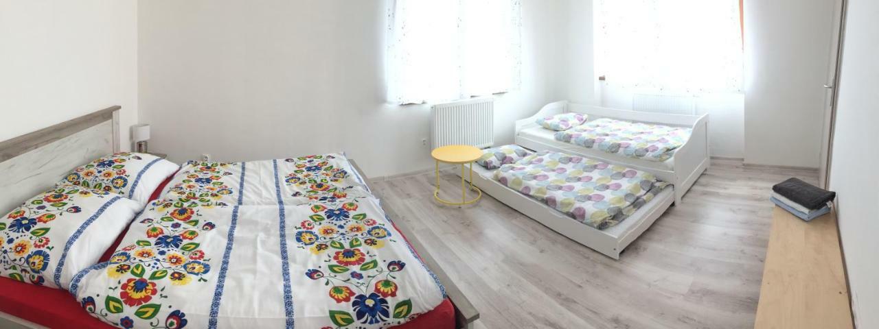 U Pepika Hotel Liptovský Mikuláš Buitenkant foto