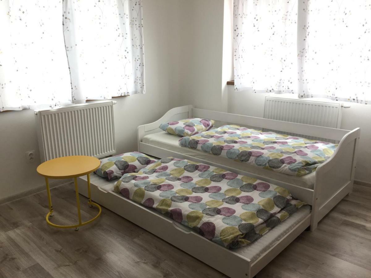 U Pepika Hotel Liptovský Mikuláš Buitenkant foto