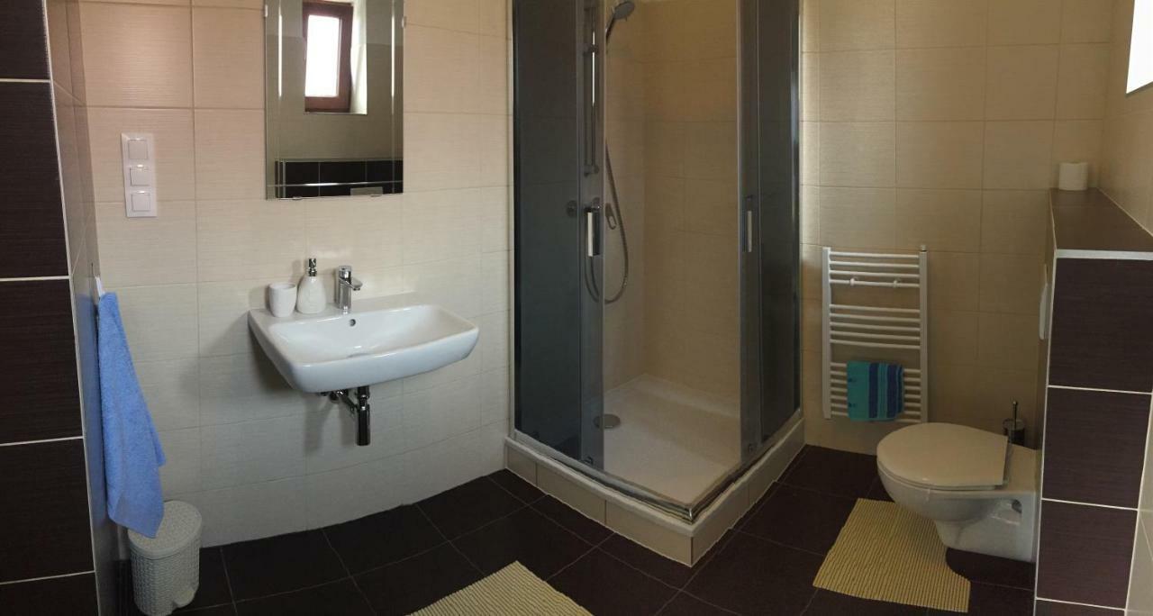 U Pepika Hotel Liptovský Mikuláš Buitenkant foto